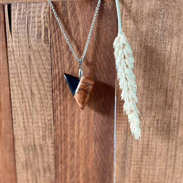  Pendentif 'La Dualité'