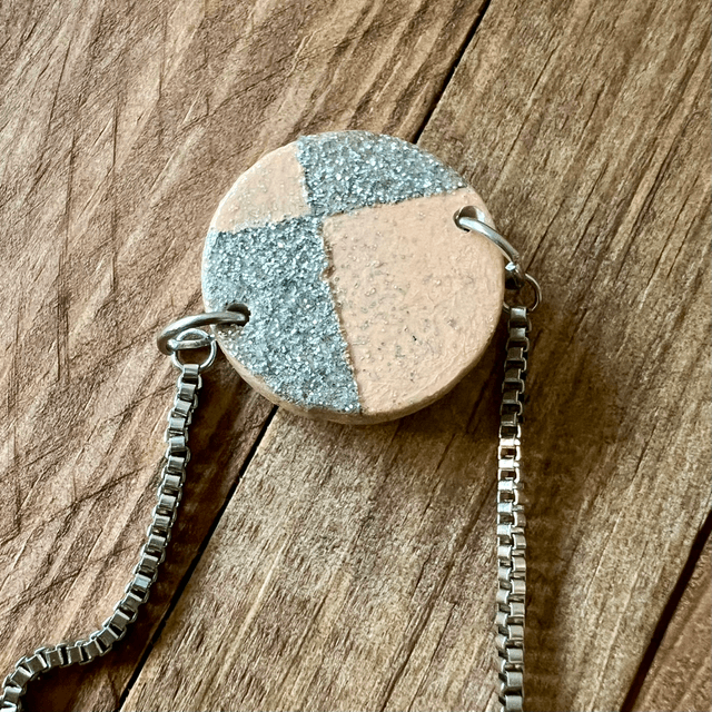 Bracelet bois de hêtre peinture et paillette 