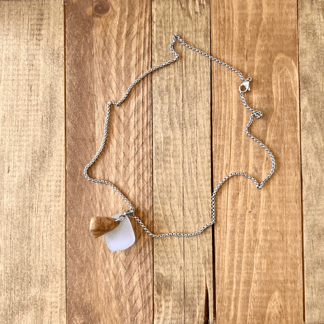 Collier opposition 