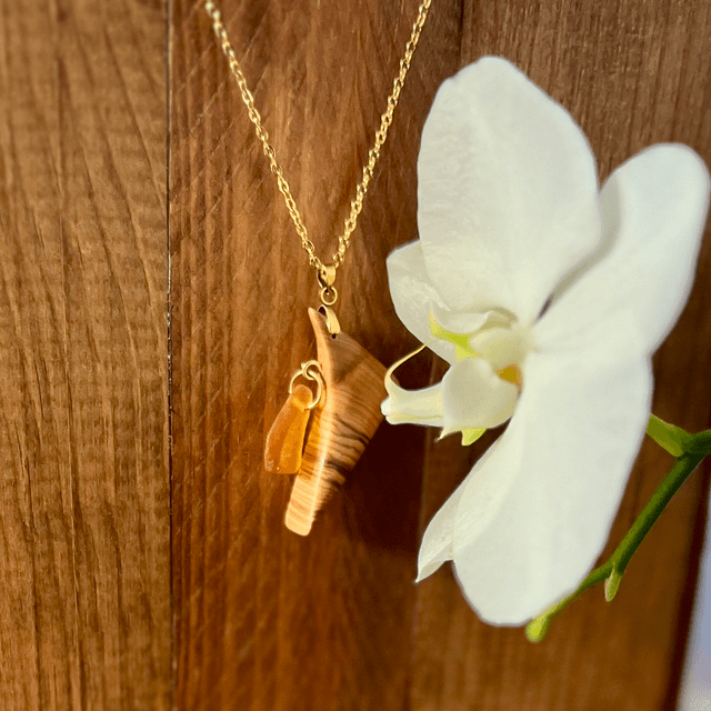 Pendentif 'Écho des Vagues'